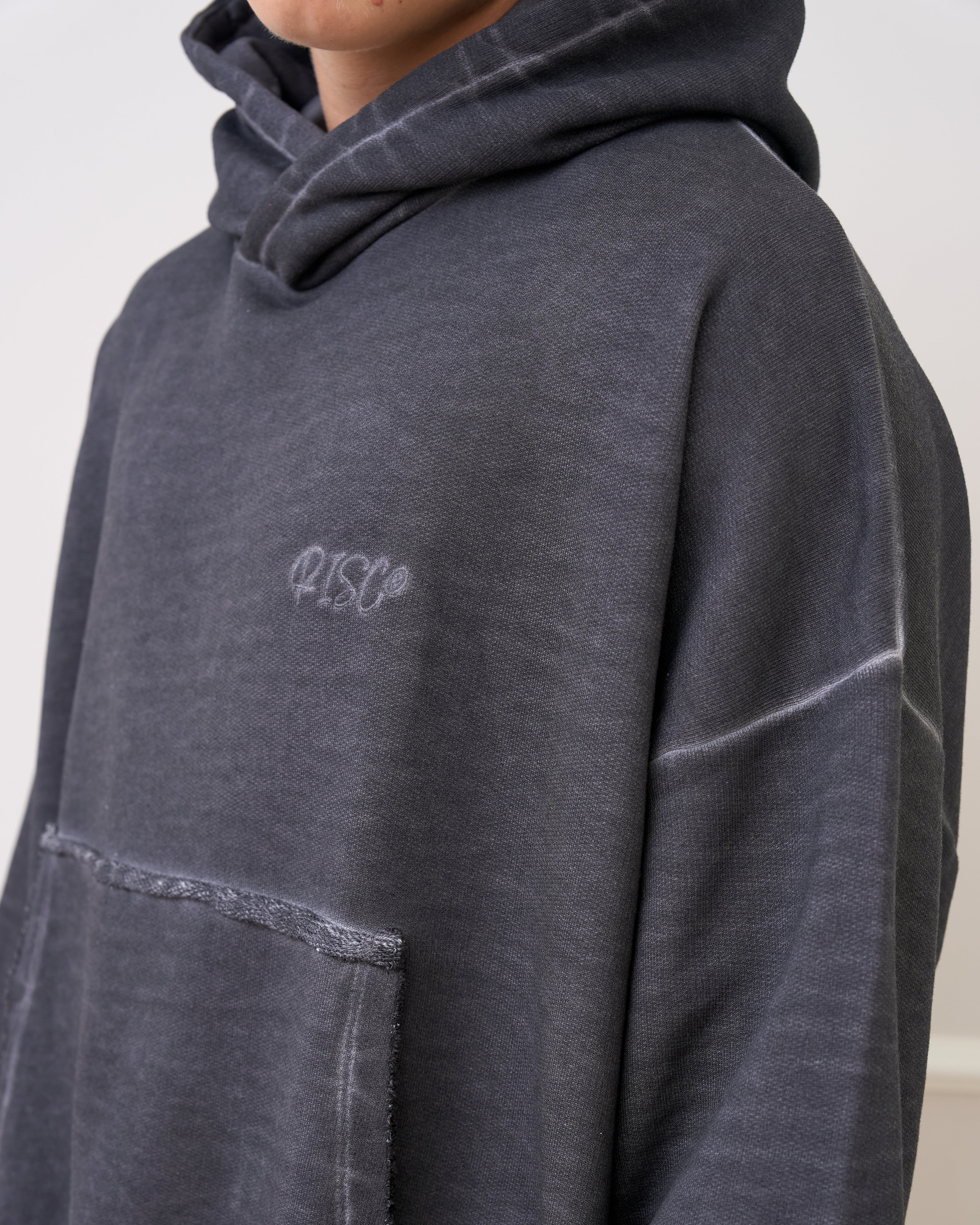 TAKE RISC‘s Hoodie
